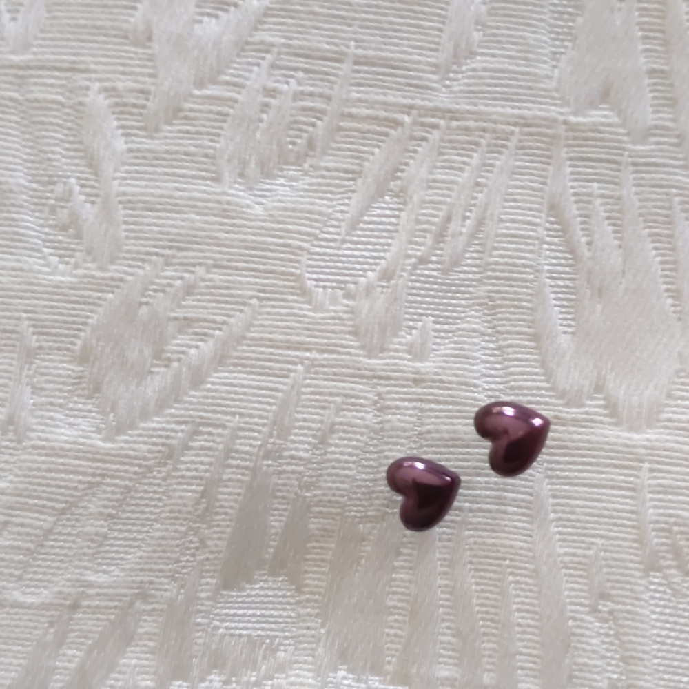 🥰INC, tiny purple hearts, new never worn